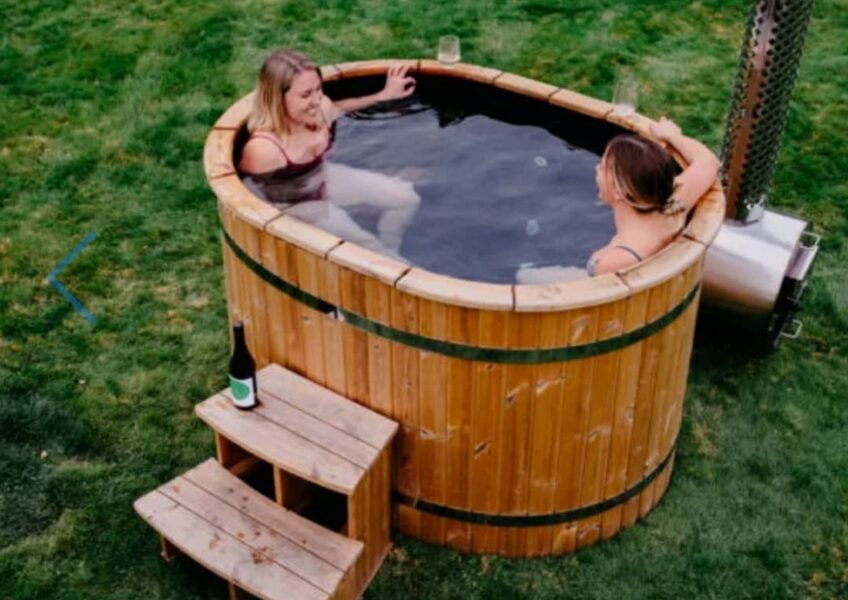 Premium PP plastic Hot tub OVAL 110x160 with inside heater